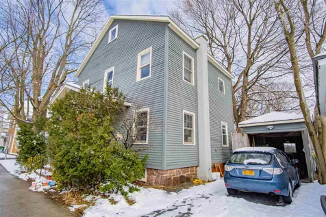 16 School Street Burlington VT 05401