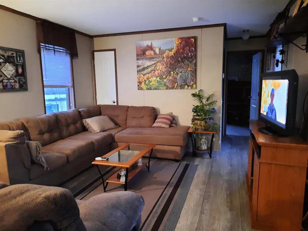 18 Edgewood Drive Allenstown NH 03275