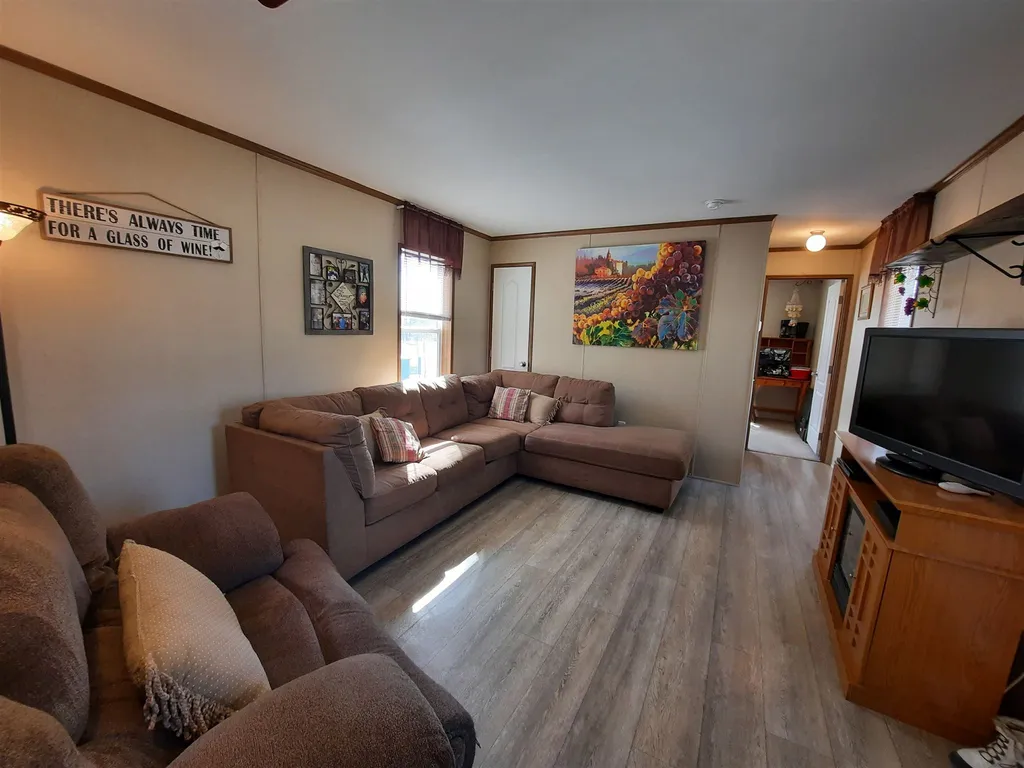 18 Edgewood Drive Allenstown NH 03275