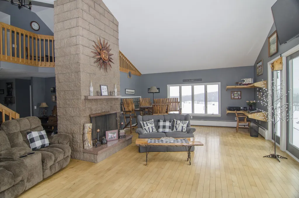 1033 Palin Farm Road Derby VT 05829
