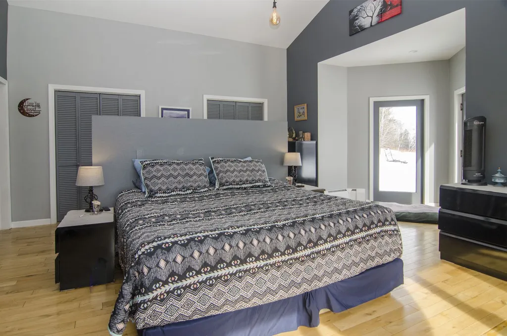 1033 Palin Farm Road Derby VT 05829