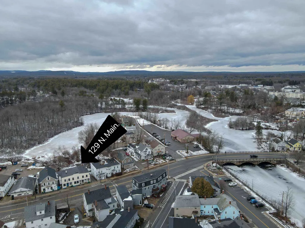 129 North Main Street Rochester NH 03867