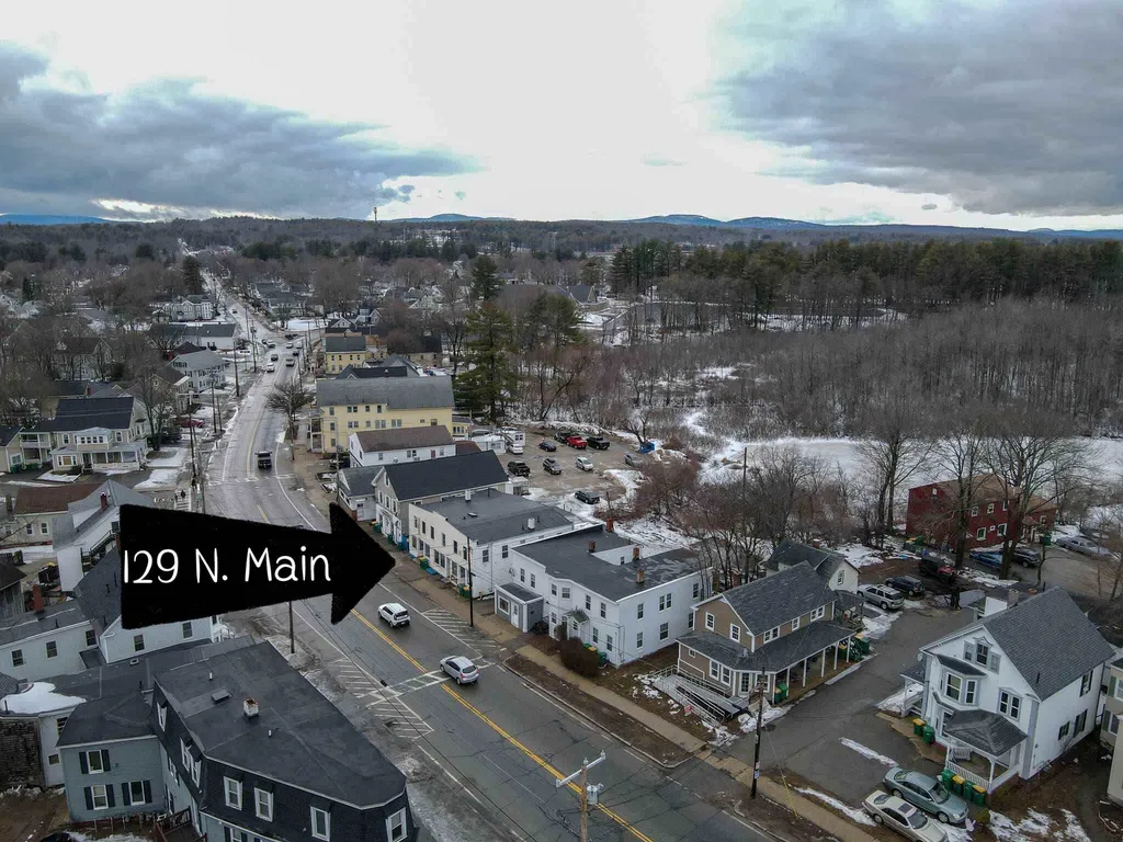 129 North Main Street Rochester NH 03867