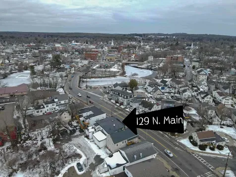 129 North Main Street Rochester NH 03867