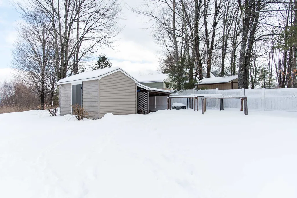 20 Ridge Road Tilton NH 03276