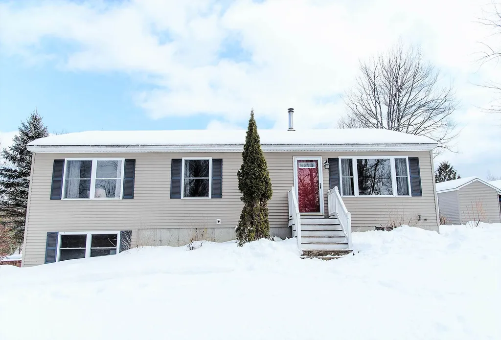 20 Ridge Road Tilton NH 03276