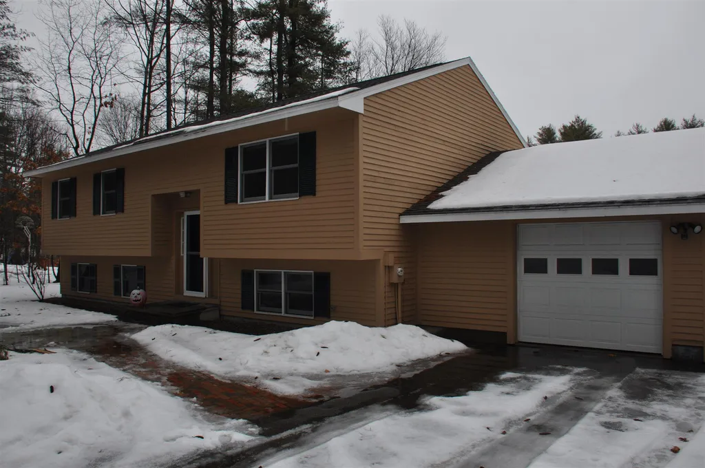 8 Brookwood Drive Concord NH 03301