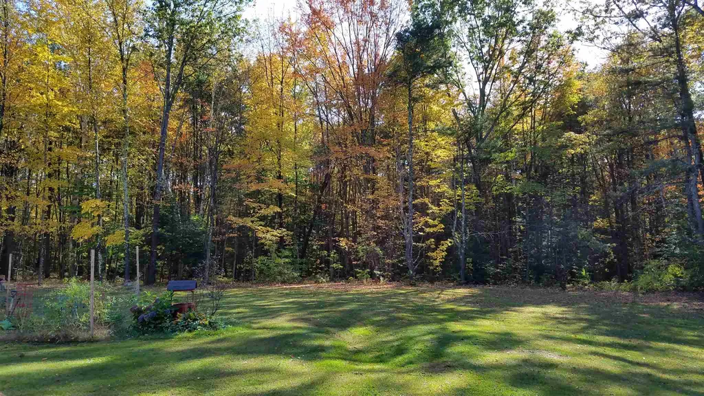76 North Road Kingston NH 03848