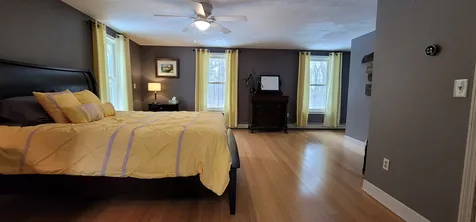 76 North Road Kingston NH 03848