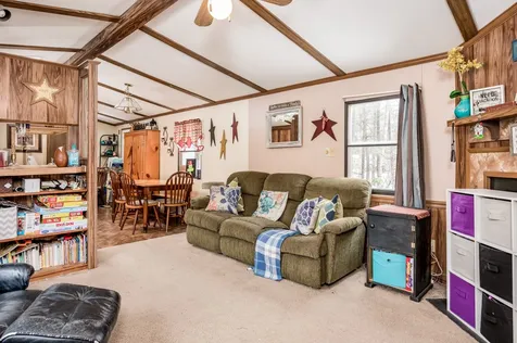 27 Brownstone Lane Rochester NH 03867
