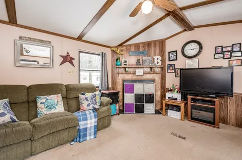27 Brownstone Lane Rochester NH 03867