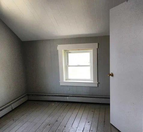 10-12 Monkton Road Vergennes VT 05491