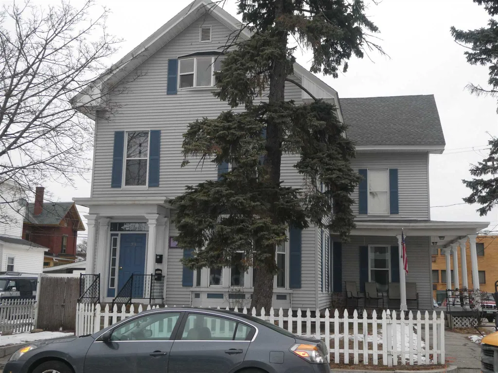 31-33 Walnut Street Manchester NH 03104