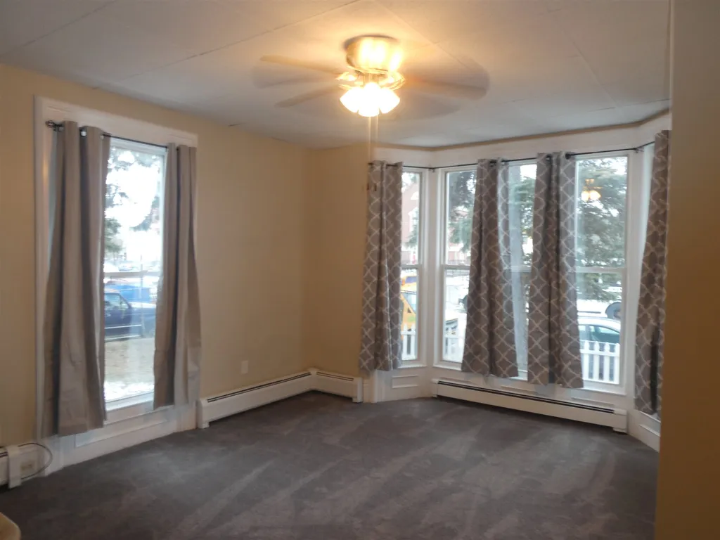 31-33 Walnut Street Manchester NH 03104
