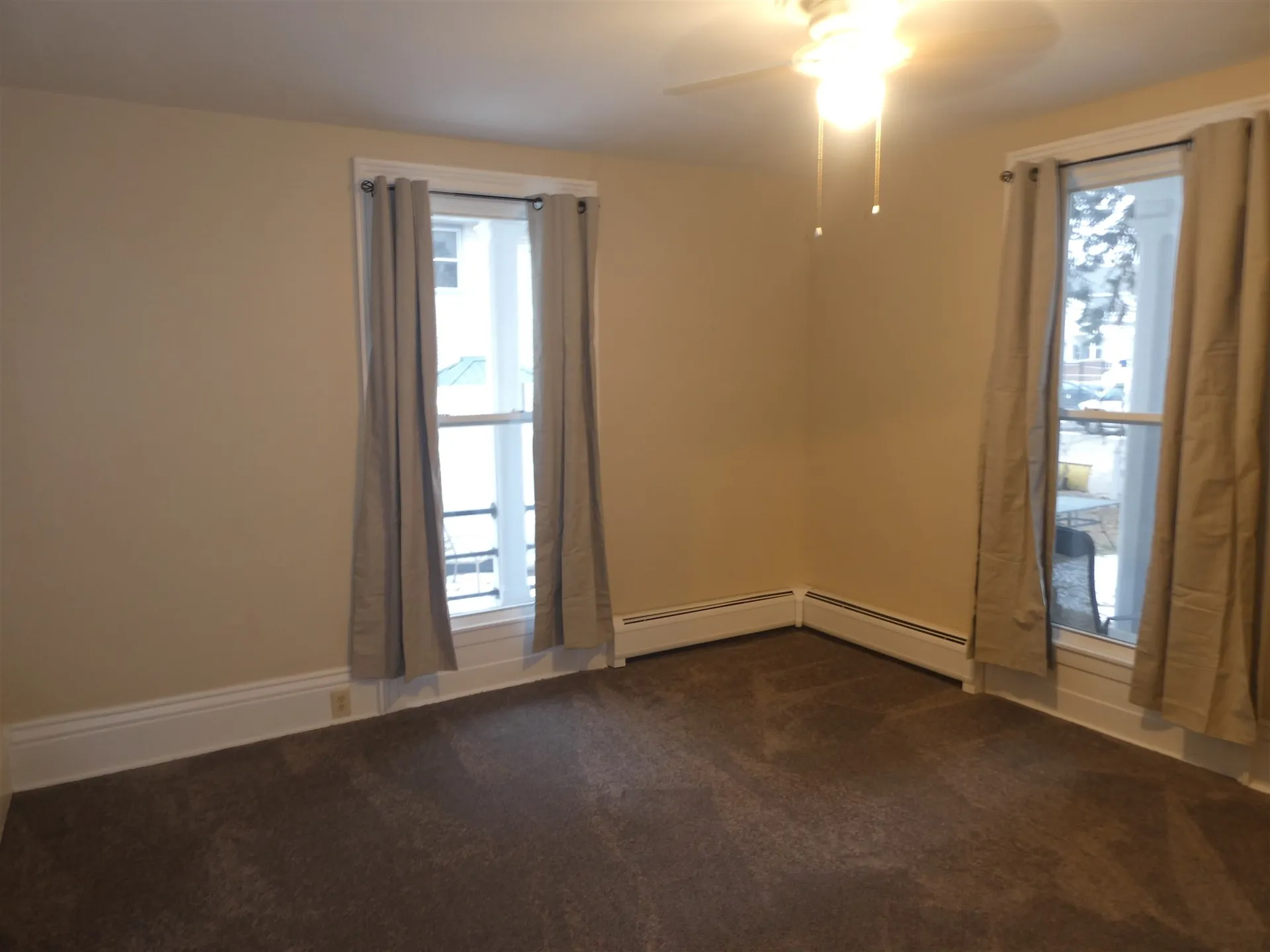 31-33 Walnut Street Manchester NH 03104