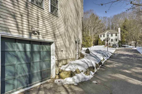 16 Meetinghouse Road Keene NH 03431-2065
