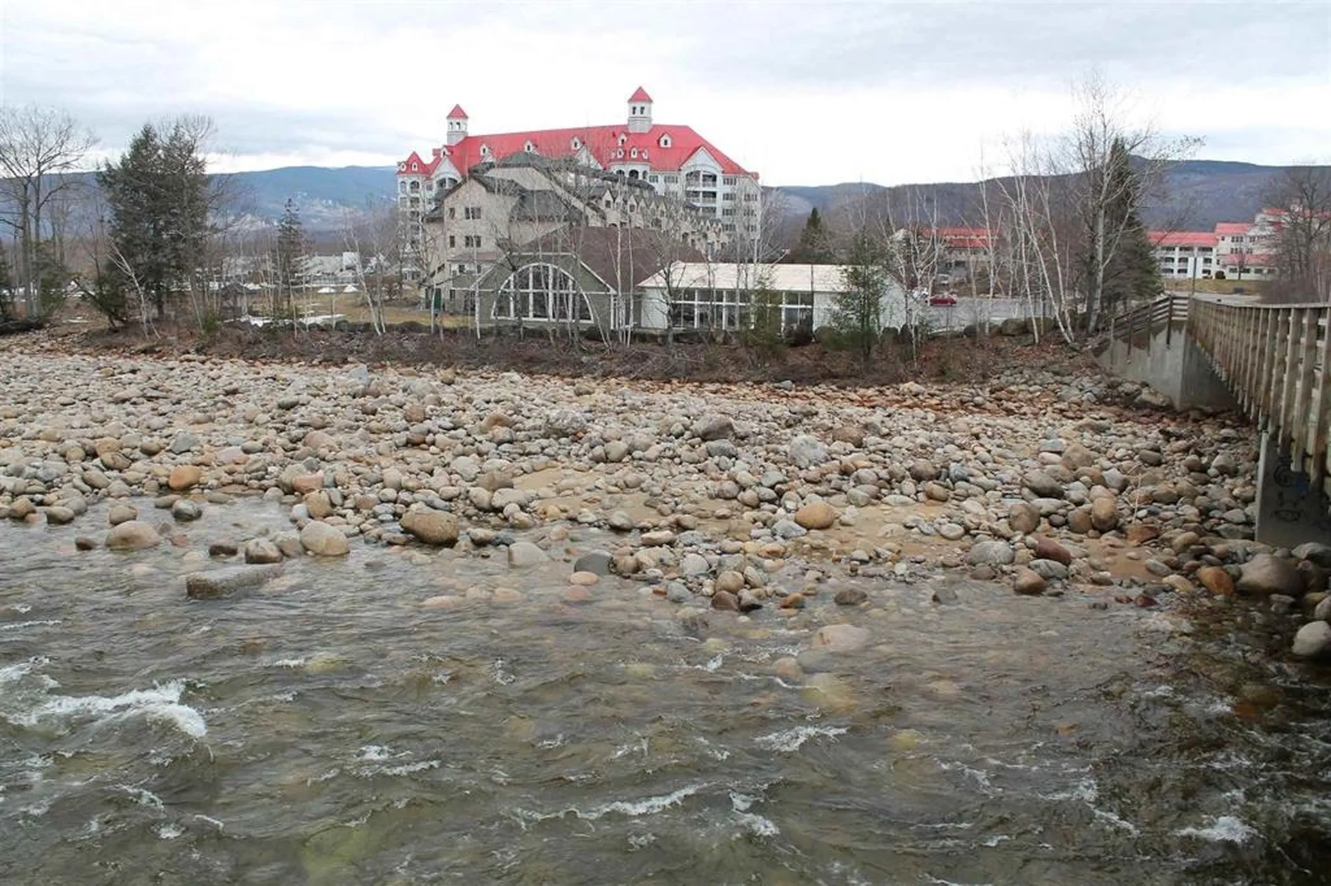 48 Cooper Memorial Drive Lincoln NH 03251