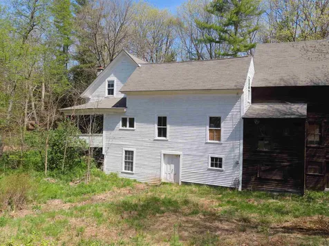 4 Memorial Street Gilsum NH 03448