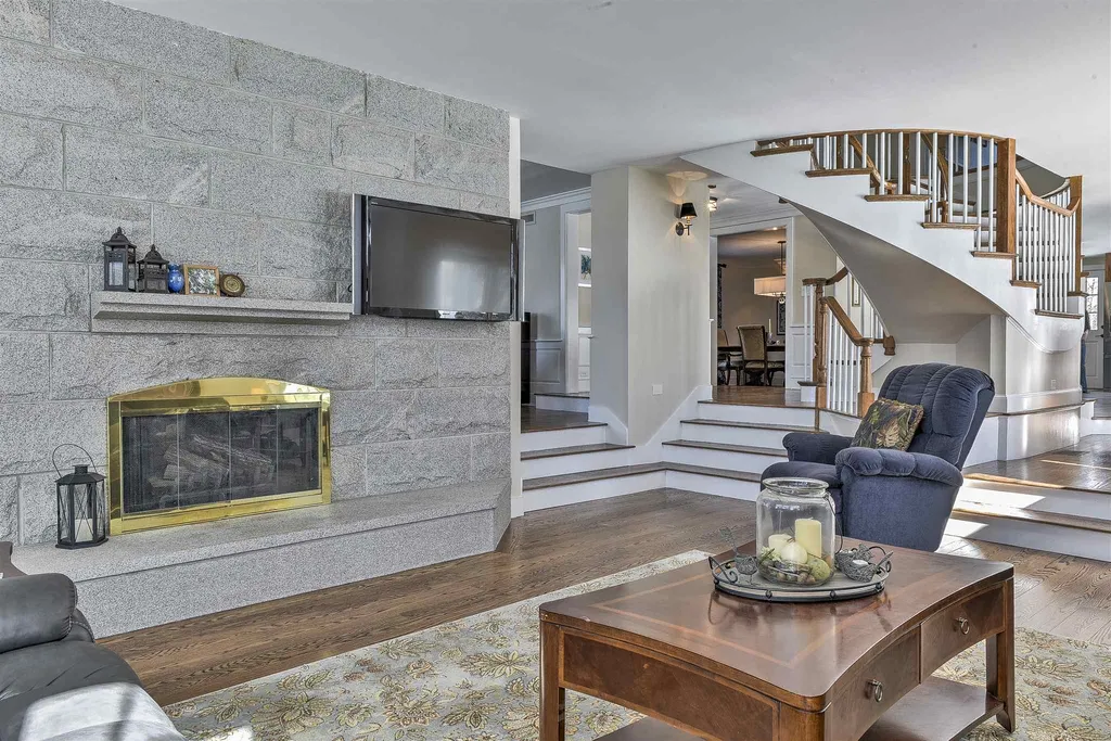 85 Foley Road Chesterfield NH 03443