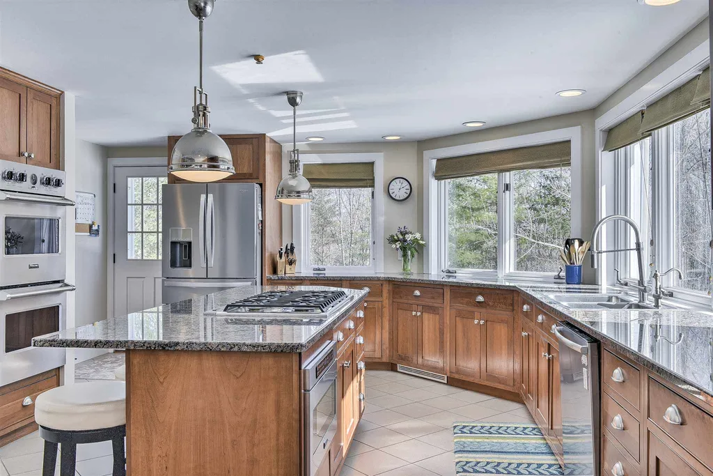 85 Foley Road Chesterfield NH 03443