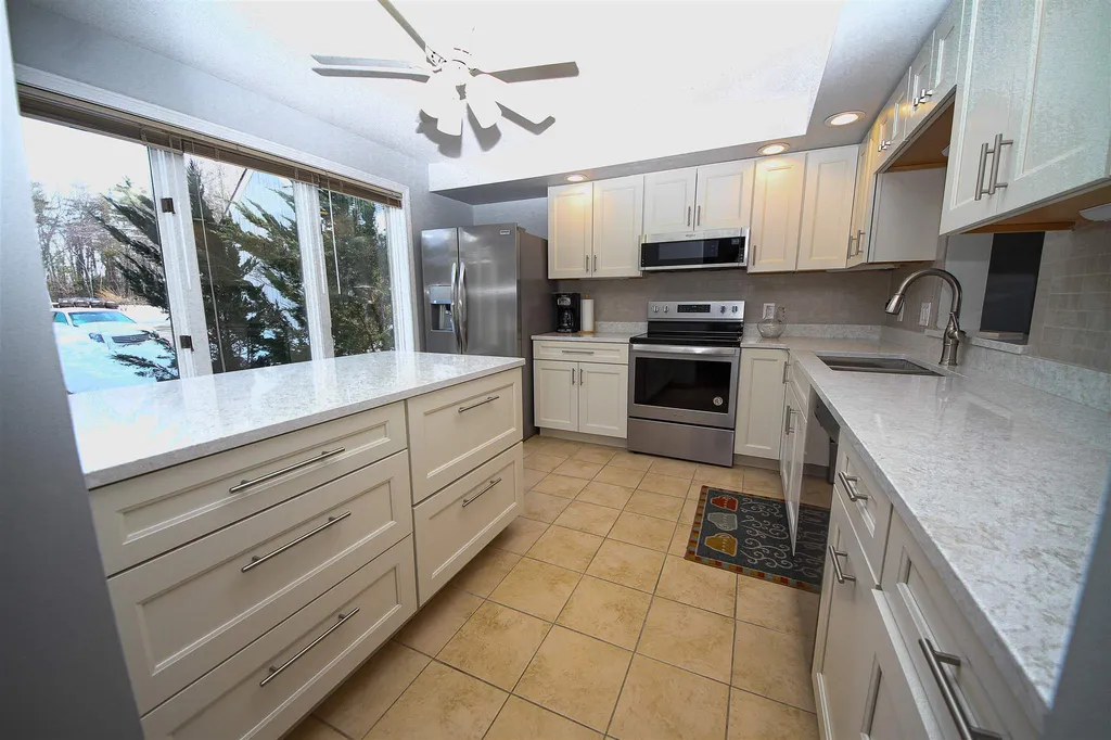 2 Mountain West Drive Wolfeboro NH 03894