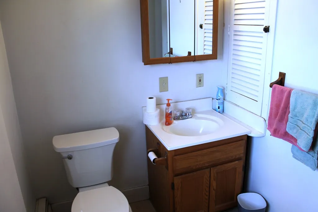 67 S Village Road Loudon NH 03307