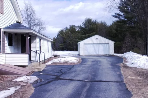 67 S Village Road Loudon NH 03307