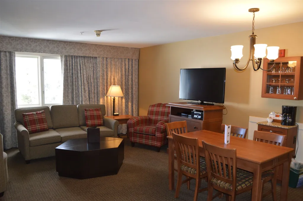 208/210, Qtr.3, 89 Grand Summit Way Dover VT 05356