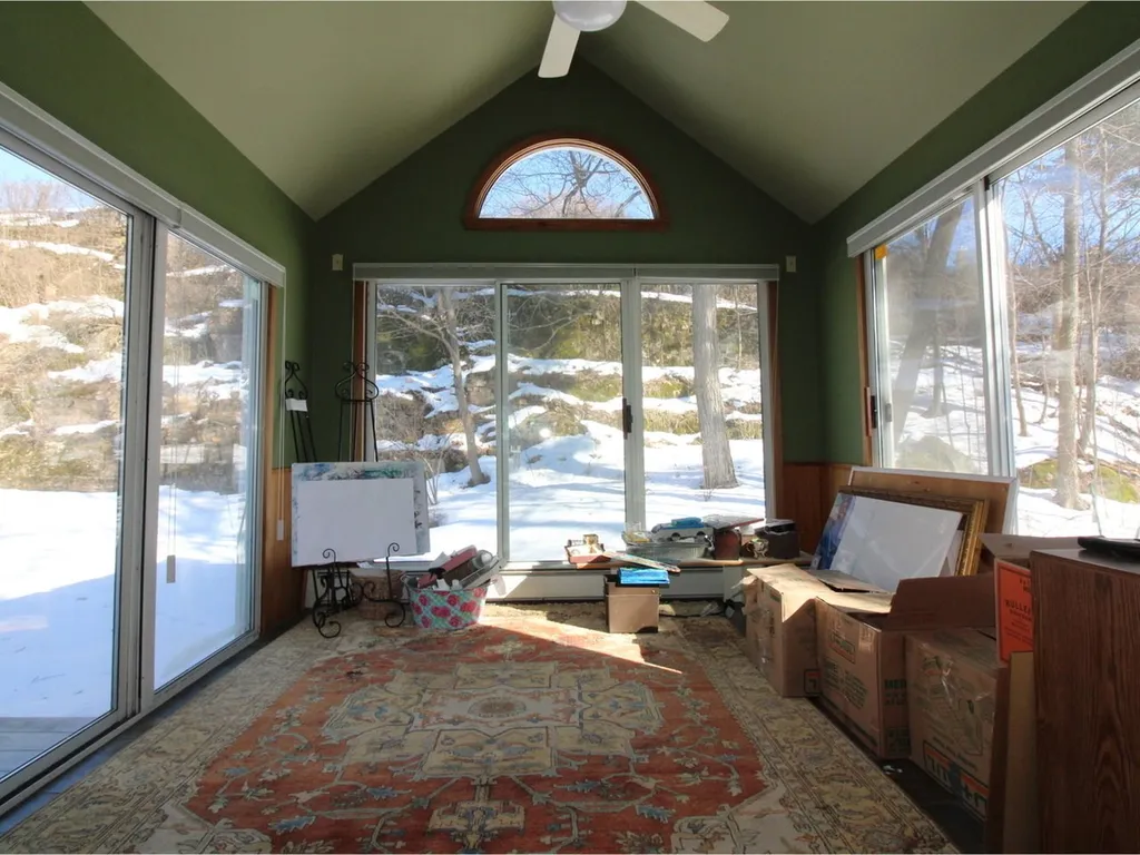 84 Deforest Heights Burlington VT 05401