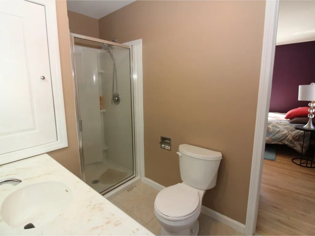 84 Deforest Heights Burlington VT 05401