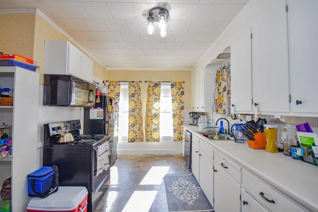 3 Sheridan Avenue Rochester NH 03867
