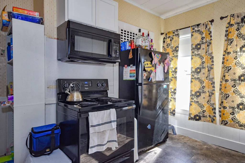 3 Sheridan Avenue Rochester NH 03867
