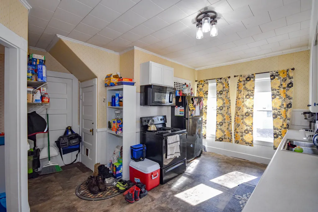 3 Sheridan Avenue Rochester NH 03867