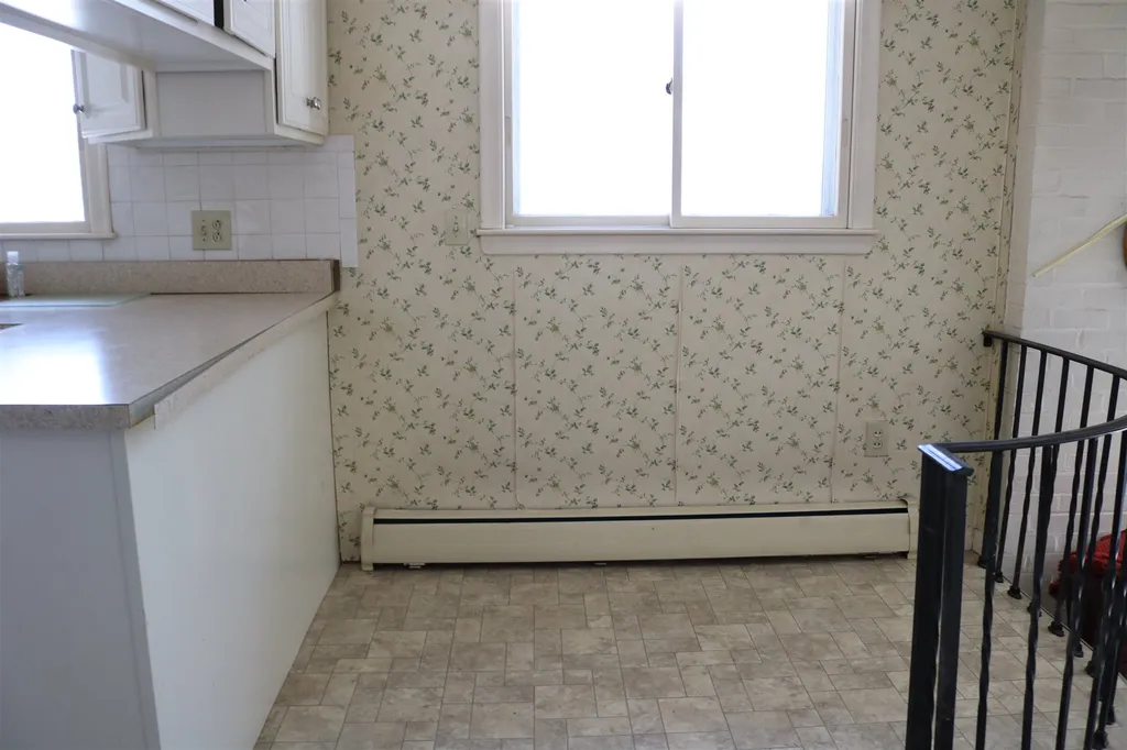 23 Sylvan Road North Hampton NH 03862