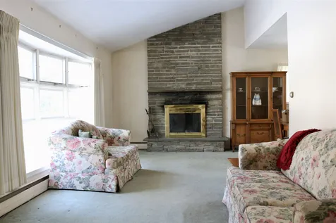 23 Sylvan Road North Hampton NH 03862