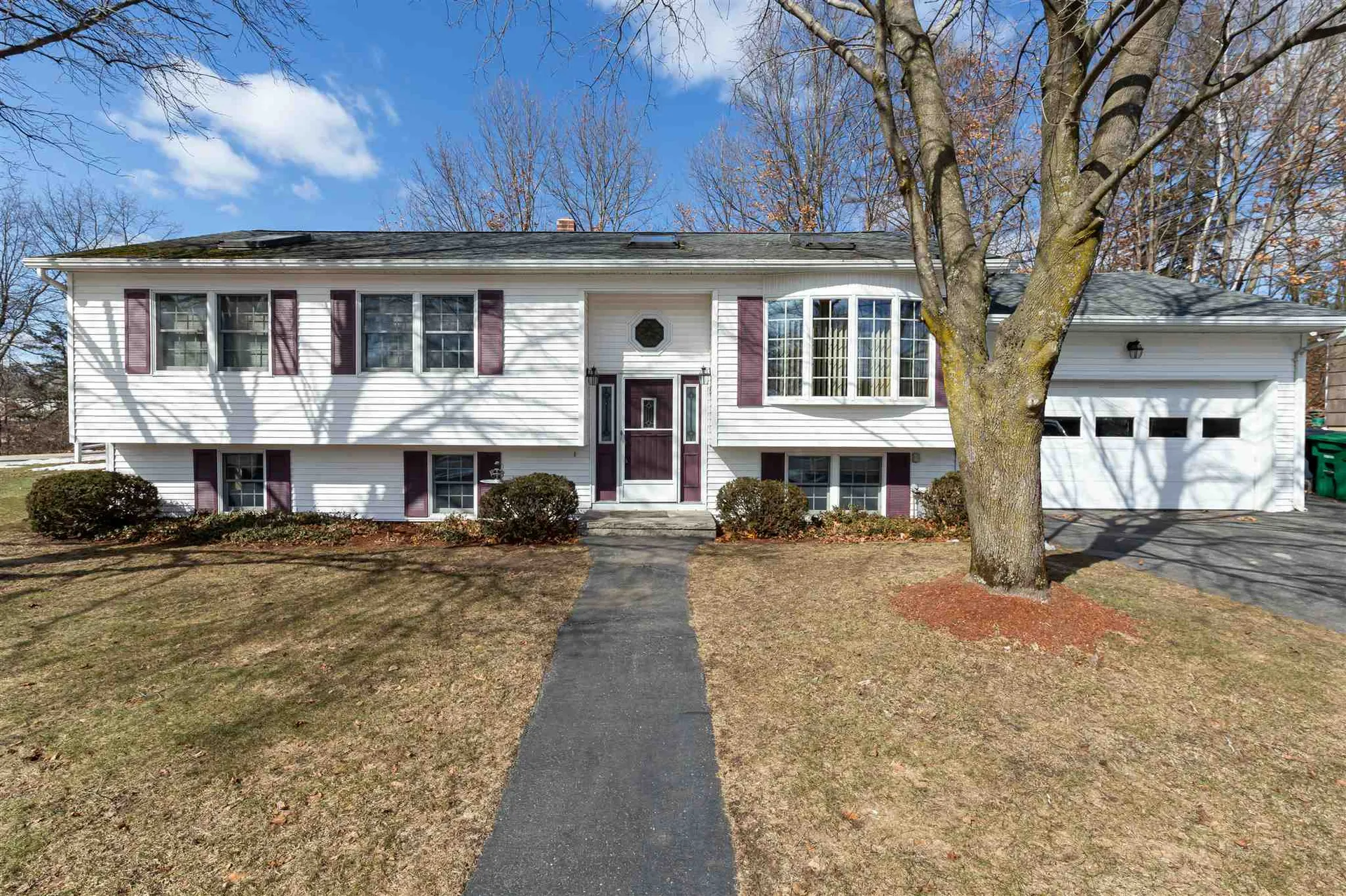 2 Bloomingdale Drive Nashua NH 03064