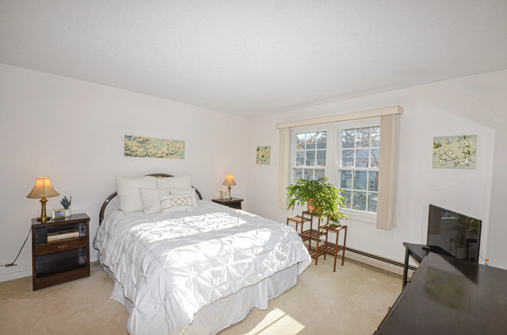 8 Northbrook Drive Manchester NH 03102