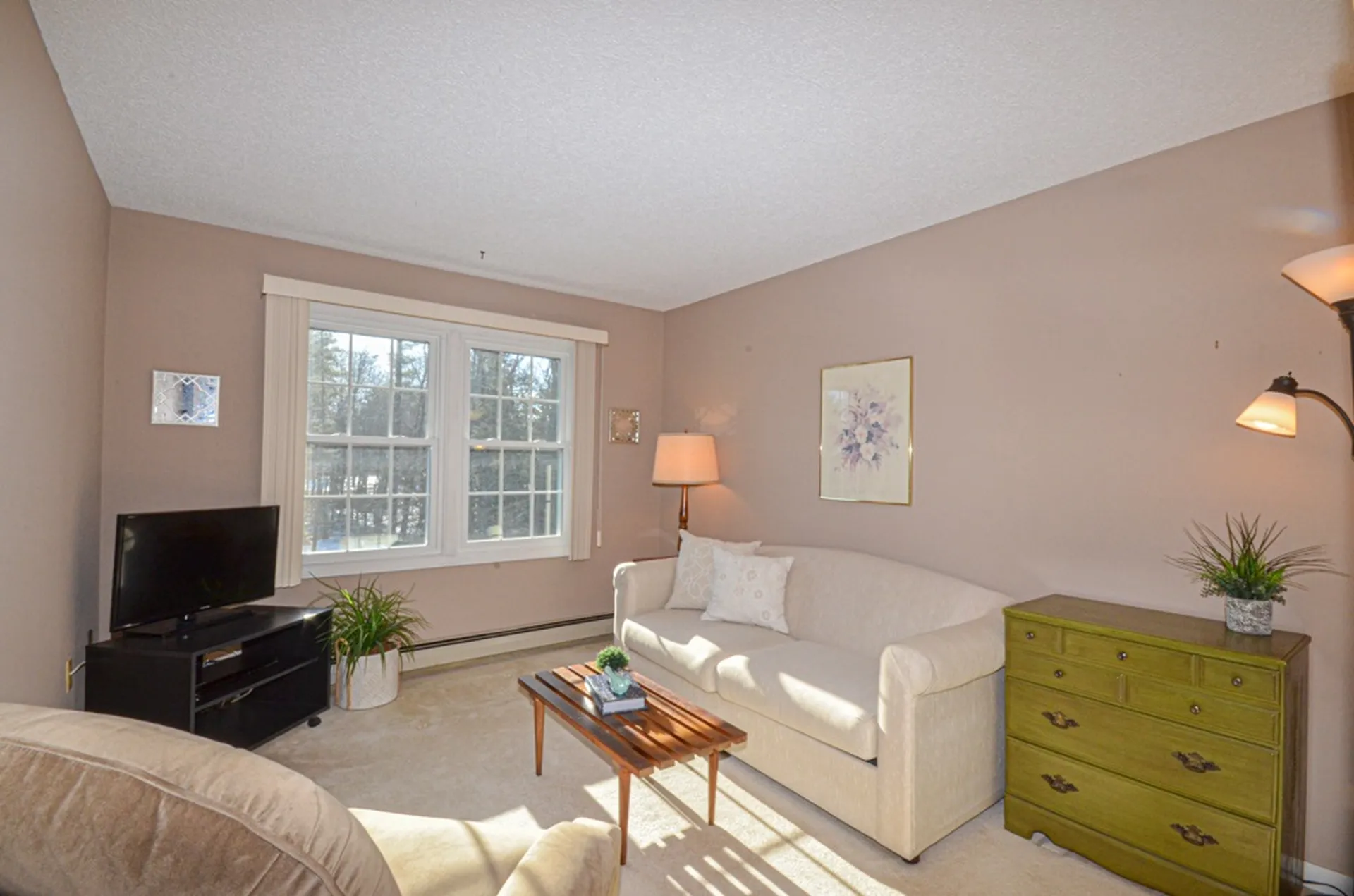 8 Northbrook Drive Manchester NH 03102