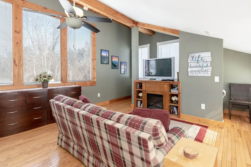 60 Old Lake Shore Road Gilford NH 03249