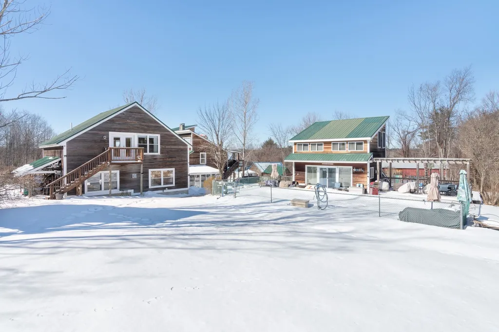 60 Old Lake Shore Road Gilford NH 03249