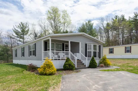 76 Seneca Street Rochester NH 03867