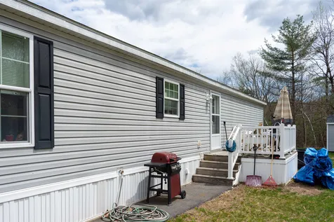 76 Seneca Street Rochester NH 03867