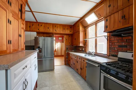 15 Lower Jaffrey Road Dublin NH 03444