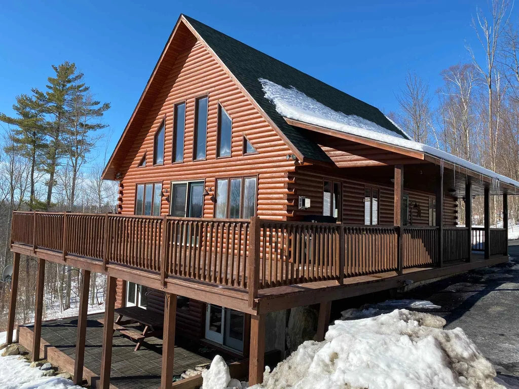 211 T & C Way Haverhill NH 03785