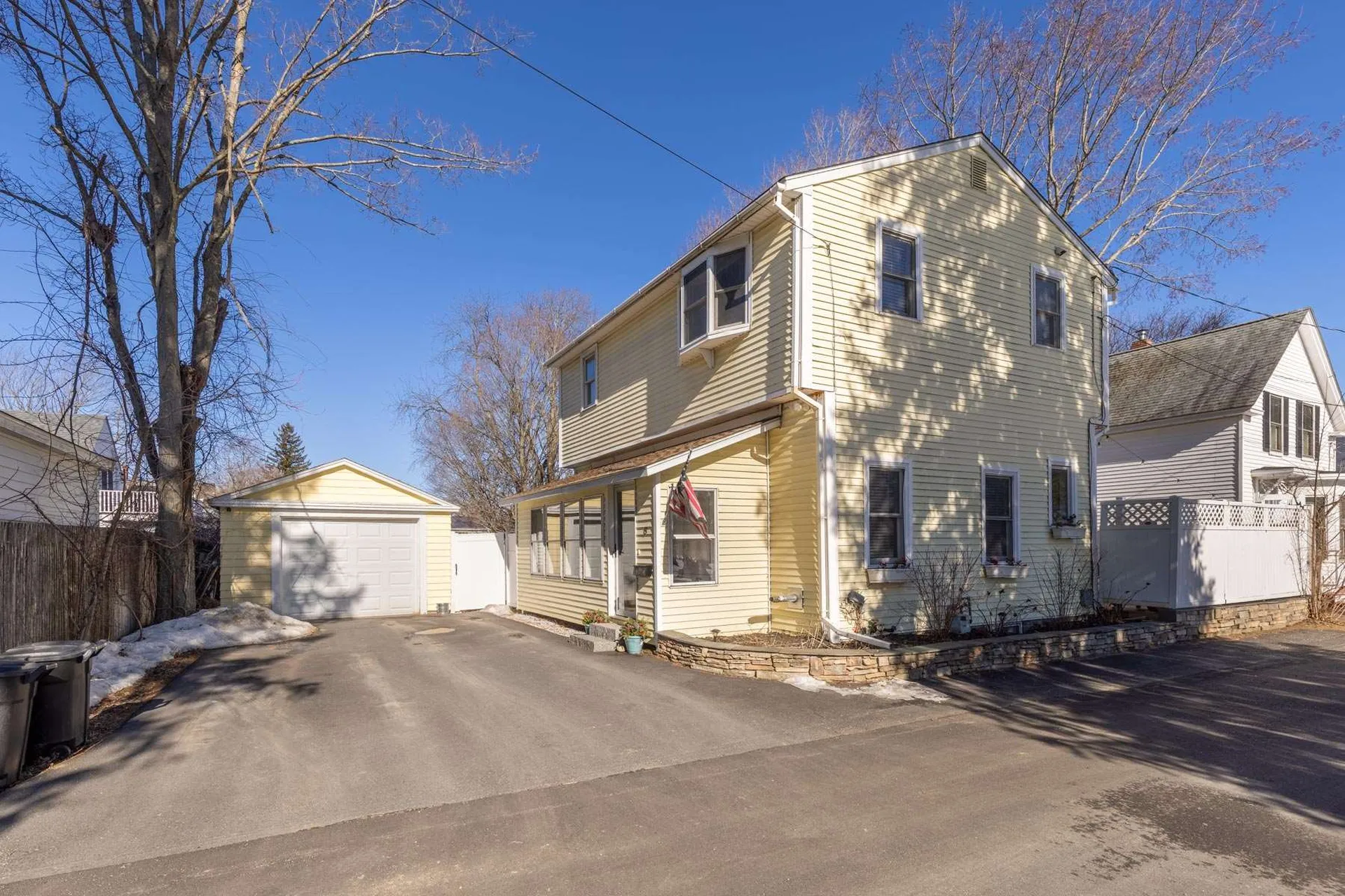 8 Memorial Lane Exeter NH 03833
