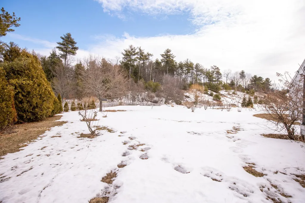 12 Mathes Hill Drive Dover NH 03820