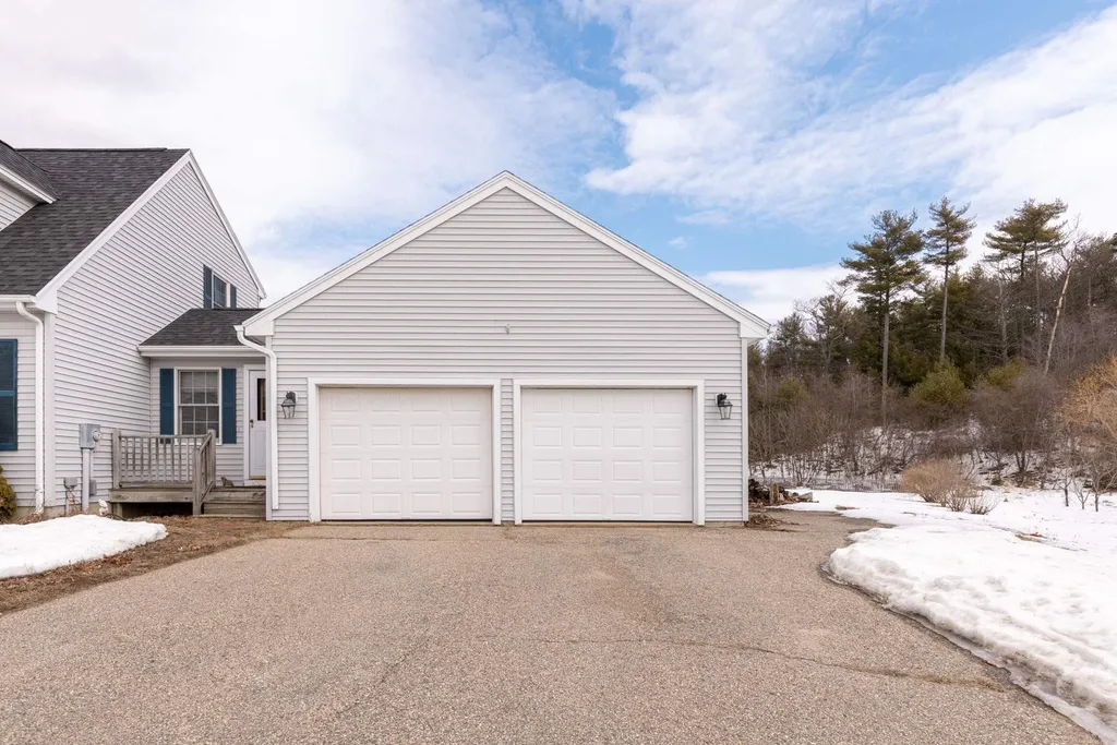 12 Mathes Hill Drive Dover NH 03820