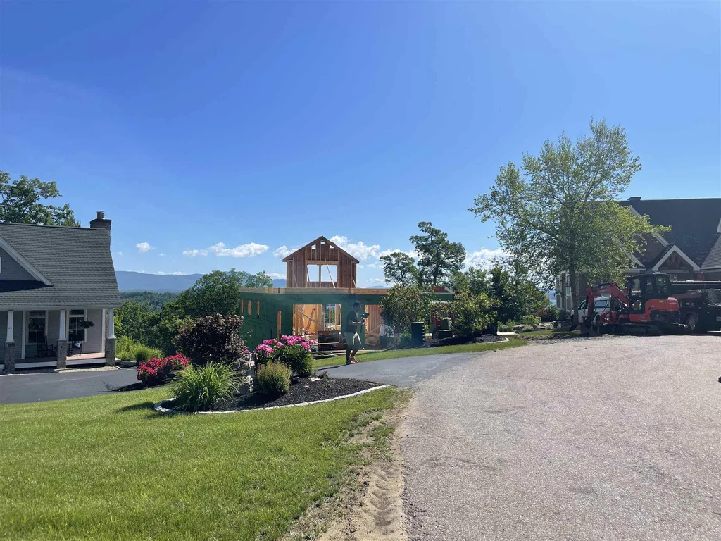 41 Windjammer Ridge Laconia NH 03246