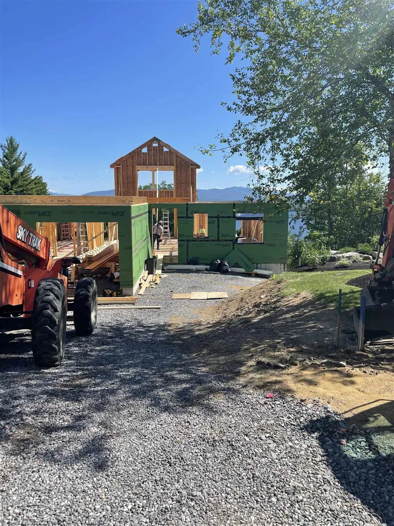 41 Windjammer Ridge Laconia NH 03246