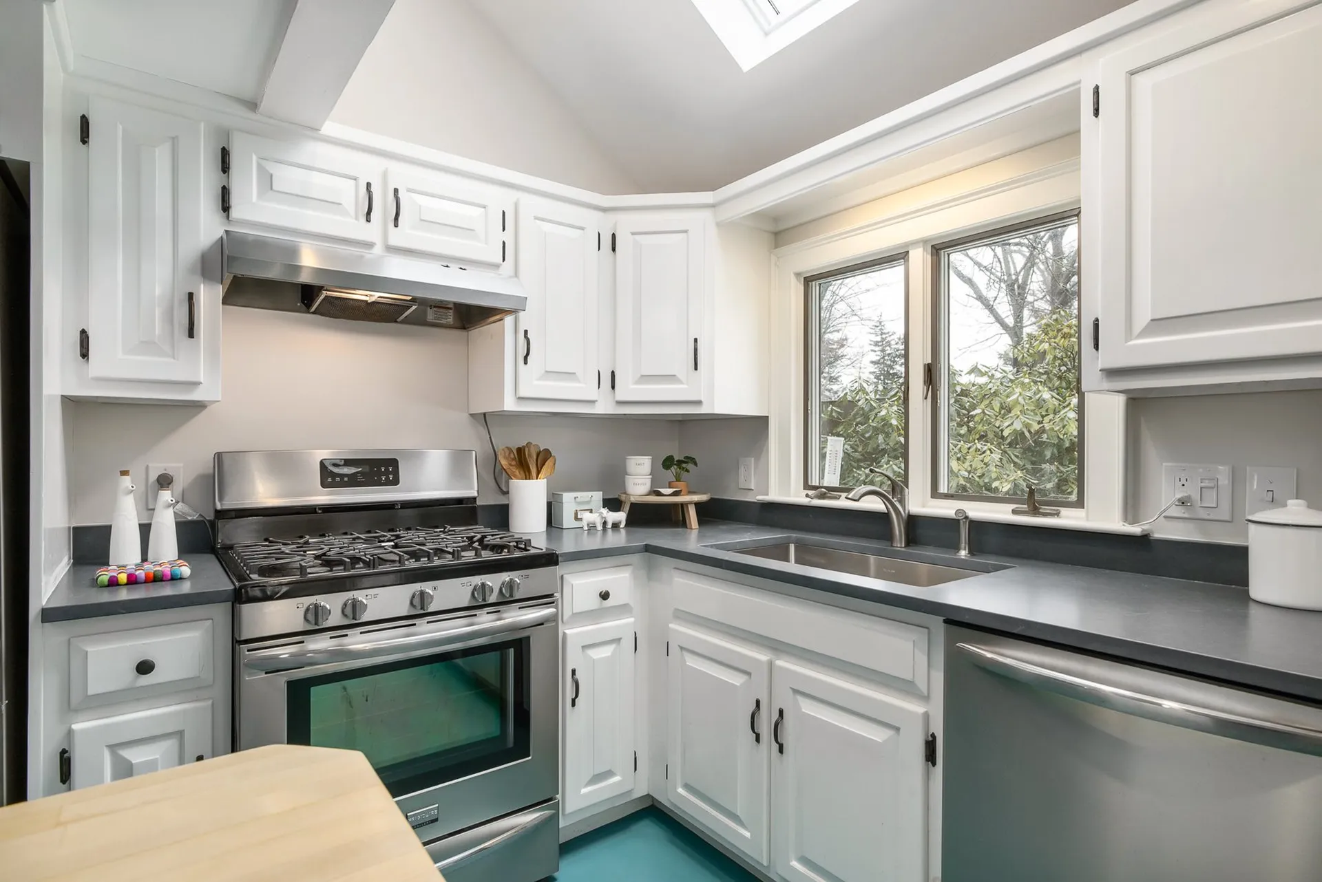213 South Street Portsmouth NH 03801